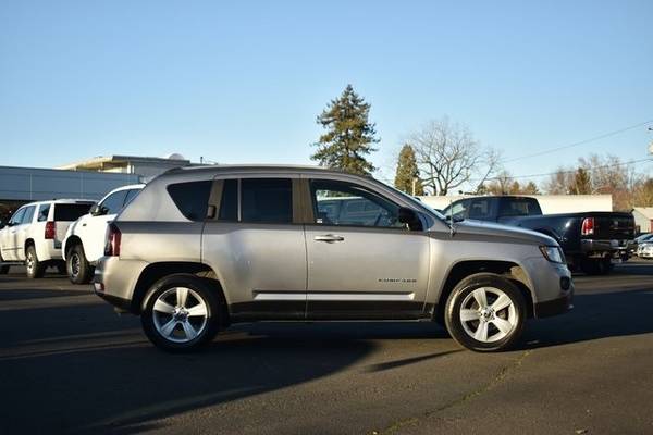 2016 Jeep Compass 4x4 4WD Sport SUV - - by dealer for sale in McMinnville, OR – photo 3