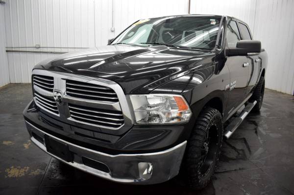 2013 Ram 1500 4WD Crew Cab 140.5 SLT - cars & trucks - by dealer -... for sale in Marne, MI – photo 4