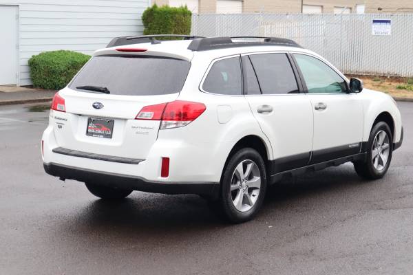 2013 Subaru Outback Limited - LEATHER / MOONROOF / 1 OWNER / LOW... for sale in Beaverton, OR – photo 6