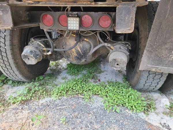 dump truck international 7600 for sale in Stone Mountain, GA – photo 3