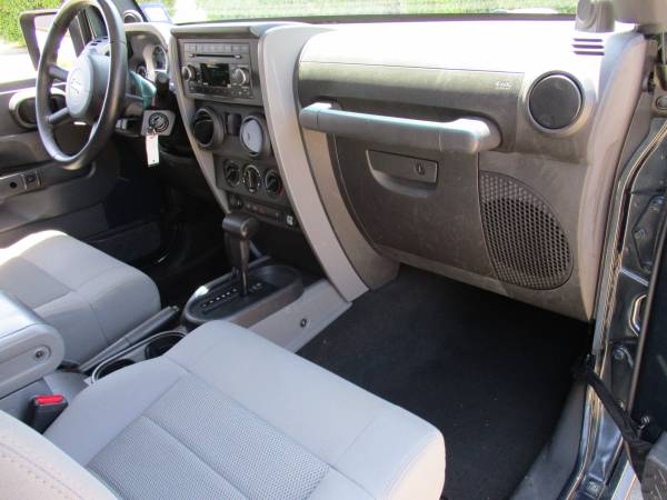 2008 Jeep Wrangler Rubicon 4x4 Mint Condition Low Mileage - cars & for sale in Dallas, TX – photo 19