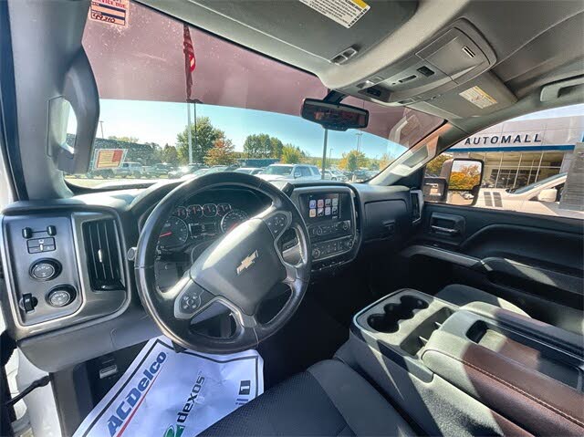 2017 Chevrolet Silverado 3500HD LT Crew Cab 4WD for sale in Other, VT – photo 10