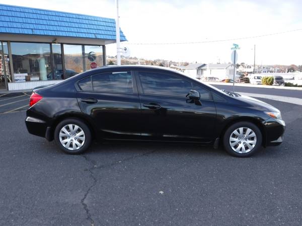 2012 Honda Civic LX 4dr Sedan AC 4cyl Automatic Low 72k Miles!!! -... for sale in LEWISTON, ID – photo 2