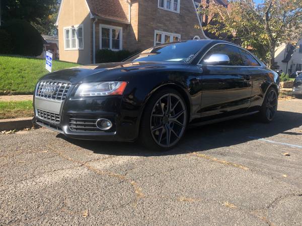 2010 Audi S5 Prestige (clean/30 day warrantee) for sale in Bergenfield, NY – photo 2