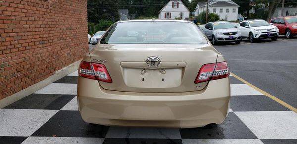 2010 Toyota Camry 4dr Sdn Auto LE (TOP RATED DEALER AWARD 2018 !!!) for sale in Waterbury, CT – photo 6