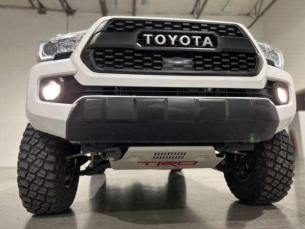 2020 Toyota Tacoma Double Cab TRD Off-Road Pickup 4D 5 ft 31961 for sale in Portland, WA – photo 10