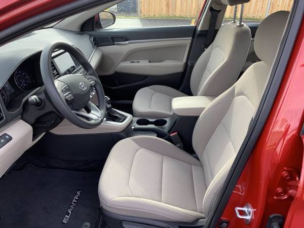 2020 Hyundai Elantra SEL hatchback Red - - by dealer for sale in Cincinnati, OH – photo 16