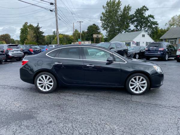 2013 BUICK VERANO! LEATHER! TOUCHSCREEN! BACKUP CAMERA! - cars & for sale in N SYRACUSE, NY – photo 2