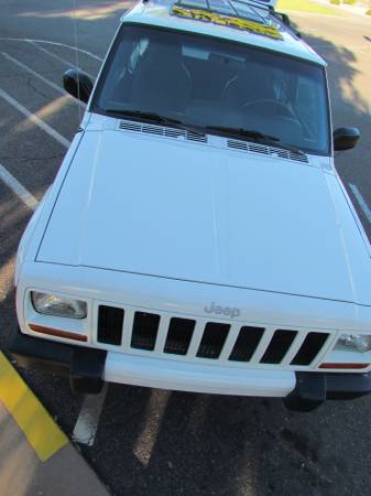 1999 jeep XJ cherokee 4wd WHITE 2 DOOR SPORT 4.0 AUTO LIFTED CLEAN for sale in Sun City, AZ – photo 20