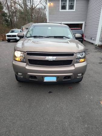 2007 Chevy Tahoe LT 4WD - cars & trucks - by owner - vehicle... for sale in Shelton, CT