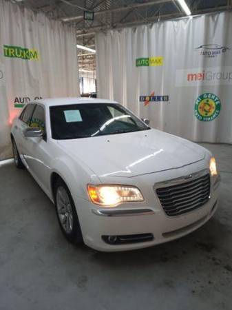 2011 Chrysler 300 Limited RWD - - by dealer - vehicle for sale in Arlington, TX – photo 2