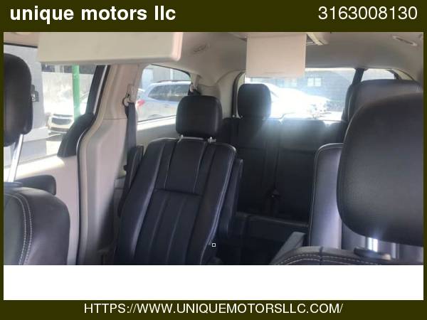 2014 CHRYSLER TOWN AND COUNTRY TOURING 4DR MINI VAN for sale in Wichita, KS – photo 19