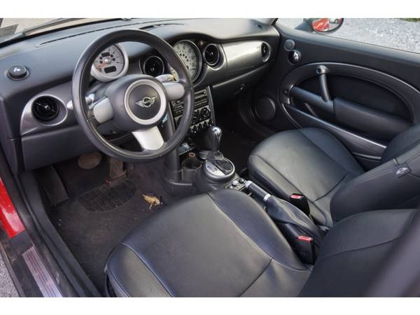 2006 MINI Cooper Base - - by dealer - vehicle for sale in Allentown, PA – photo 9