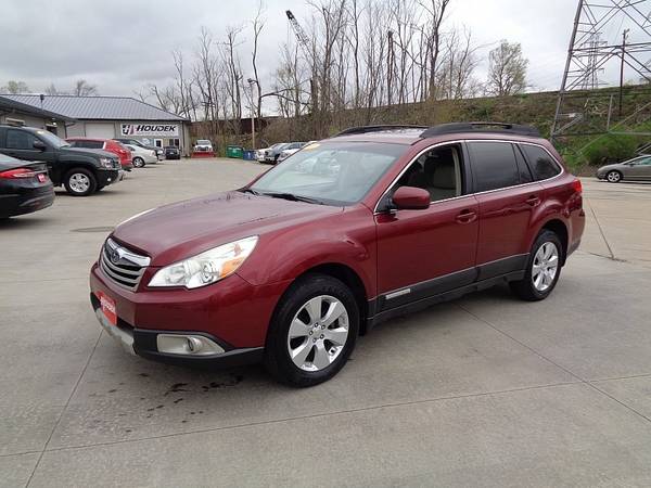 2011 Subaru Outback 4d SUV i Limited Moonroof - - by for sale in Marion, IA – photo 3