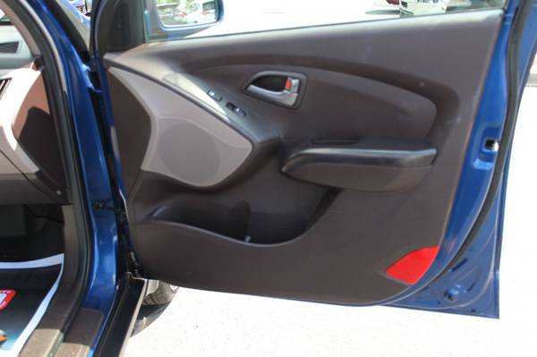 2015 Hyundai Tucson AWD 4dr GLS Laguna Blue Mica - cars & for sale in Gainesville, FL – photo 13
