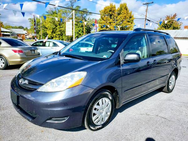 BEAUTIFUL 2008 TOYOTA SIENNA LE EXCELLENT + FREE 3 MONTHS WARRANTY for sale in Front Royal, VA