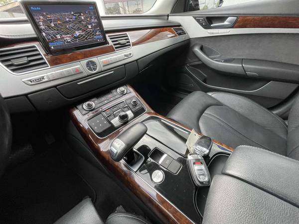 2013 Audi A8 Quattro FULL-SIZE LUXURY SEDAN EXCELLENT CONDITION for sale in Saint Louis, MO – photo 20