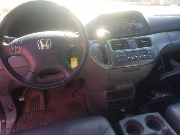 An Impressive 2007 Honda Odyssey with 173,810 Miles for sale in Springfield, MA – photo 6