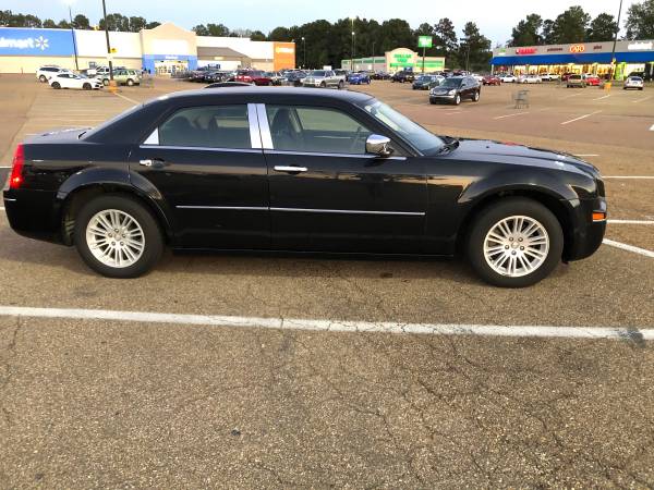 2010 CHRYSLER 300 for sale in Richland, MS – photo 3