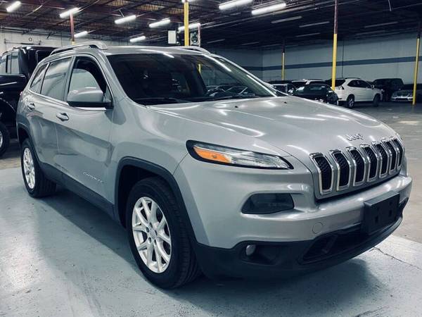 2014 Jeep Cherokee Latitude 4dr SUV 98346 Miles*** Great Deal *** -... for sale in Dallas, TX – photo 4
