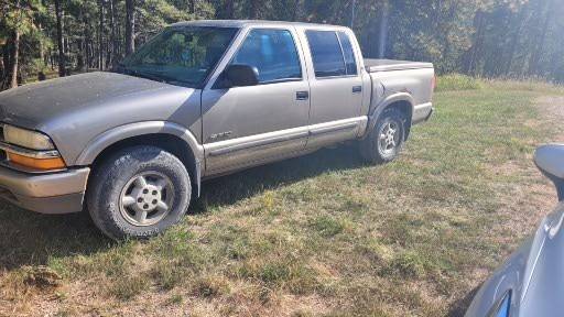 2003 Chevy S10 Crew Cab Truck For Sale for sale in Rapid City, SD