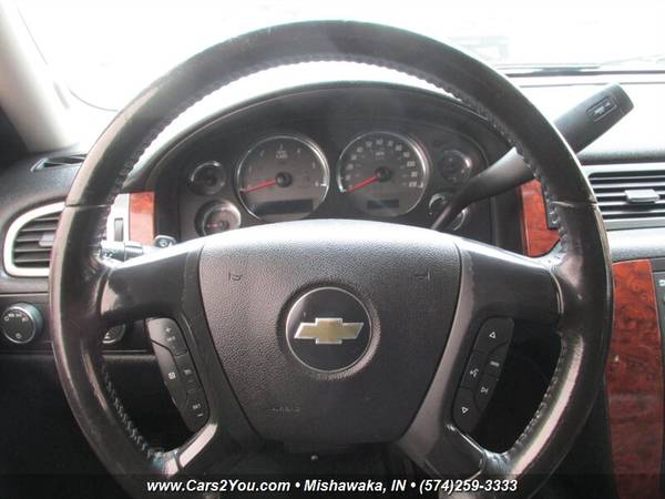 2007 CHEVROLET SUBURBAN LTZ 4x4 3rd ROW LEATHER HTD SEATS TAHOE for sale in Mishawaka, IN – photo 17