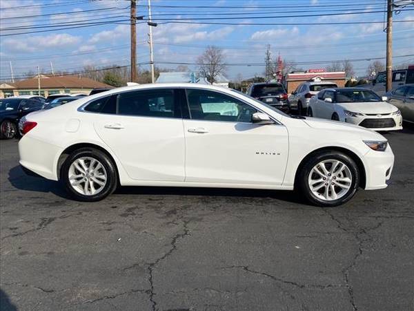 2018 Chevrolet Chevy Malibu LT - - by dealer - vehicle for sale in Maple Shade, NJ – photo 4