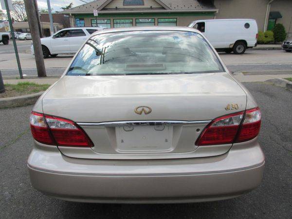 2001 INFINITI I30 4dr Sdn Luxury ***Guaranteed Financing!!! for sale in Lynbrook, NY – photo 4