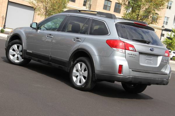 2011 Subaru Outback 2.5i Premium for sale in Richmond , VA – photo 18