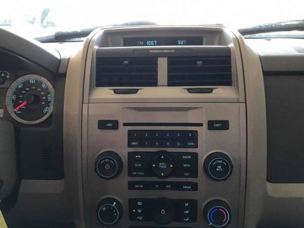 2010 FORD ESCAPE XLT - - by dealer - vehicle for sale in Memphis, AR – photo 11