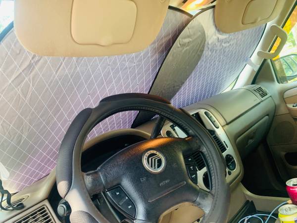 Solid Mercury Mountaineer 2005 Third Row Seats Leather - cars & for sale in Ellenton, FL – photo 10