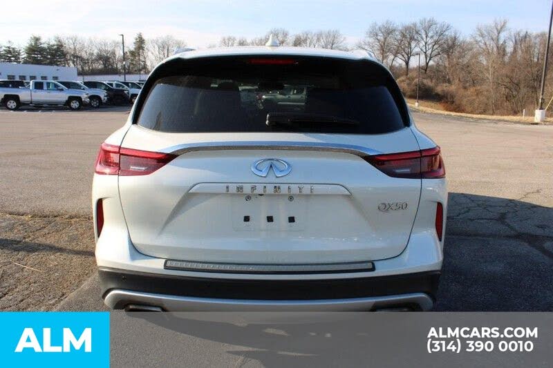 2019 INFINITI QX50 Essential FWD for sale in Hazelwood, MO – photo 3