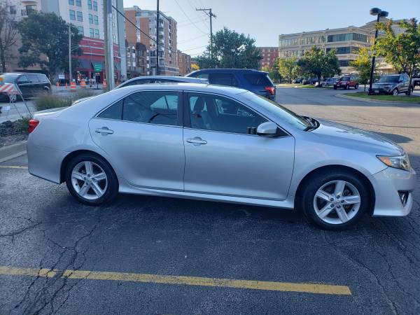 2014 TOYOTA CAMRY SE for sale in Prospect Heights, IL – photo 4