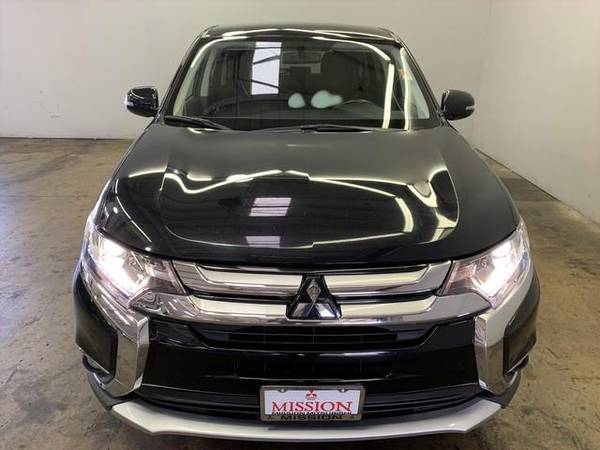 2017 Mitsubishi Outlander - - cars & trucks - by dealer - vehicle... for sale in San Antonio, TX – photo 2