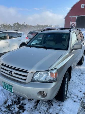 Toyota Highlander 2004 for sale in Norwich, VT – photo 2
