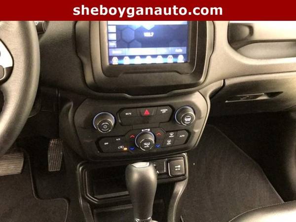 2018 Jeep Renegade Limited for sale in Sheboygan, WI – photo 23