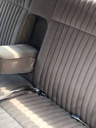 1983 Lincoln Town car - cars & trucks - by owner - vehicle... for sale in Bevington, IA – photo 6
