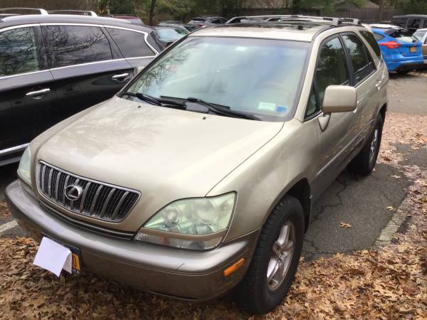 2001 Lexus RX300 V6 AWD - cars & trucks - by owner - vehicle... for sale in Yorktown Heights, NY