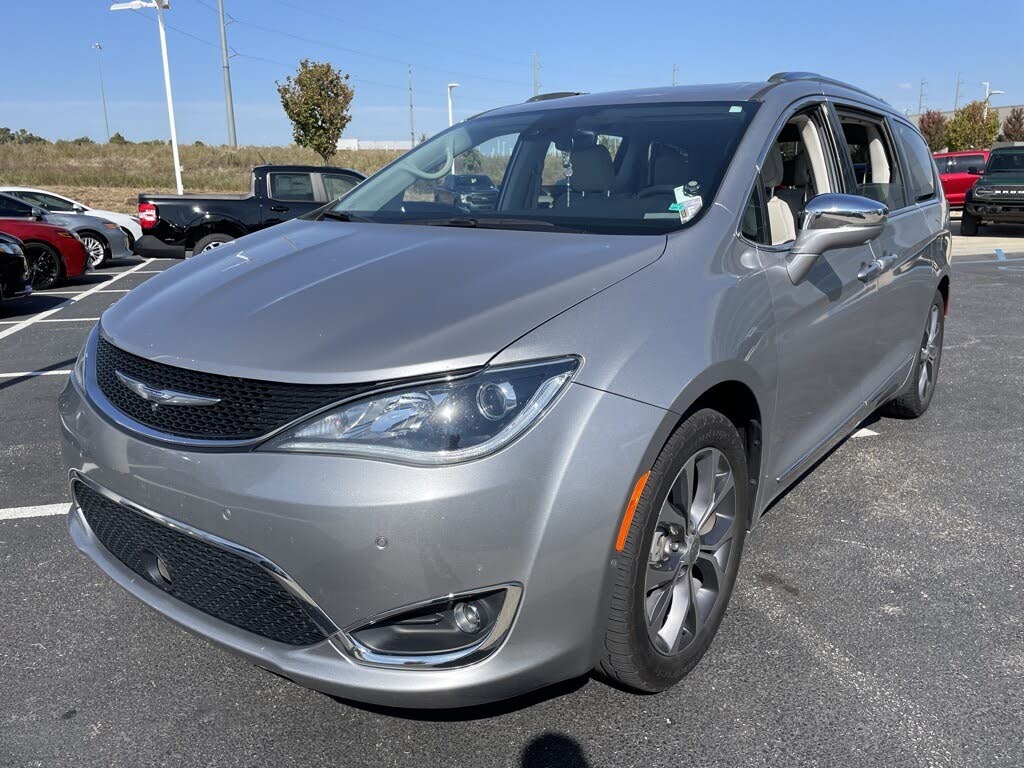 2017 Chrysler Pacifica Limited FWD for sale in KANSAS CITY, KS