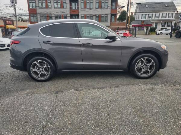 2018 Alfa Romeo Stelvio Base AWD 4dr Crossover - SUPER CLEAN! WELL for sale in Wakefield, MA – photo 5