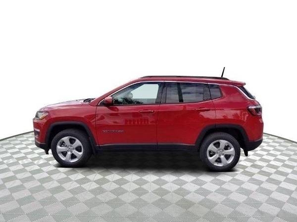 2020 Jeep Compass Latitude 4x4 - - by dealer - vehicle for sale in Yorkville, NY – photo 2