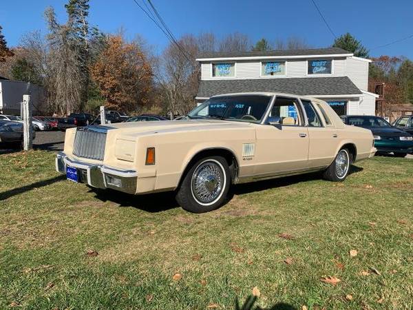 1979 Chrysler New Yorker Fifth Avenue 4dr Sedan - cars & trucks - by... for sale in North Oxford, MA – photo 4