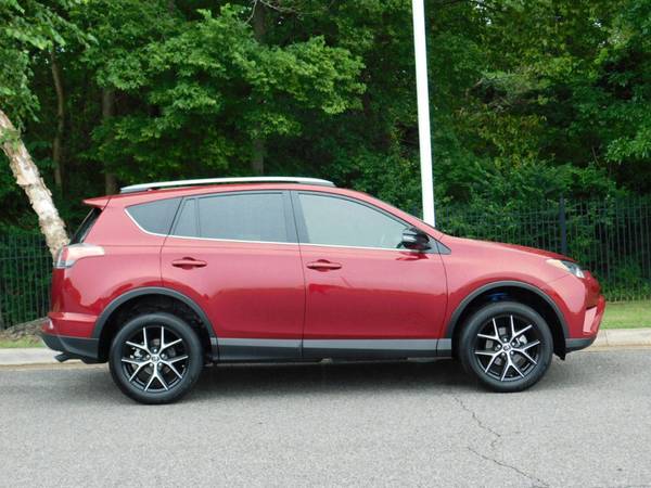 2018 *Toyota* *RAV4* *SE FWD* RED for sale in Fayetteville, AR – photo 2