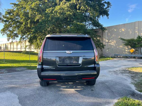 2015 Cadillac Escalade - - by dealer - vehicle for sale in Margate, FL – photo 4