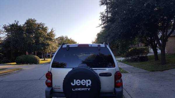 Jeep Liberty 2004 for sale in Manor, TX – photo 2