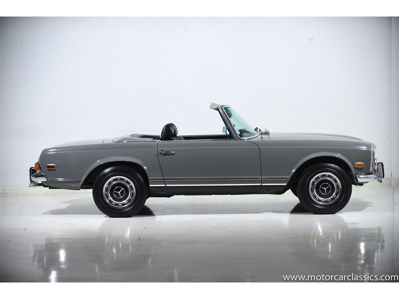 1970 Mercedes-Benz SL-Class for sale in Farmingdale, NY – photo 11