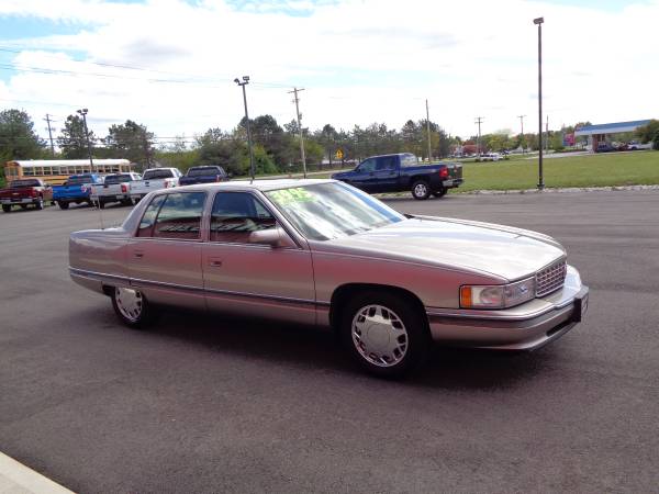 1995 Cadillac Deville Concours 4-Dr Sedan ONLY 73K MILES-EXTRA for sale in Fairborn, OH – photo 4