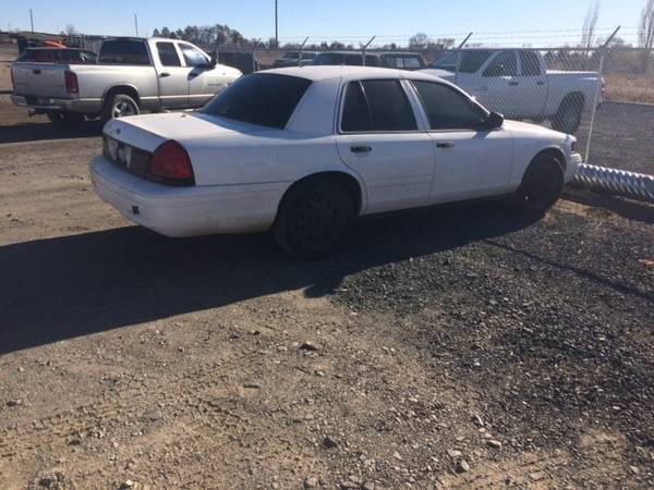Ford Crown Victoria - cars & trucks - by owner - vehicle automotive... for sale in Jerome, ID – photo 3