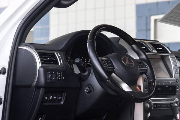 2021 Lexus GX 460 Premium 4WD suv Starfire Pearl for sale in Fullerton, CA – photo 13
