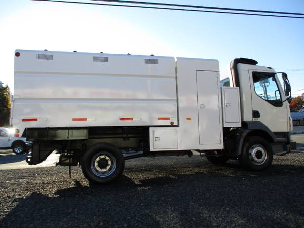 2007 Peterbilt Tractor COE 220 CHIPPER TRUCK for sale in South Amboy, NY – photo 3